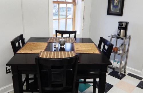 Salisbury Apartment | Riverfront Loft Apt A