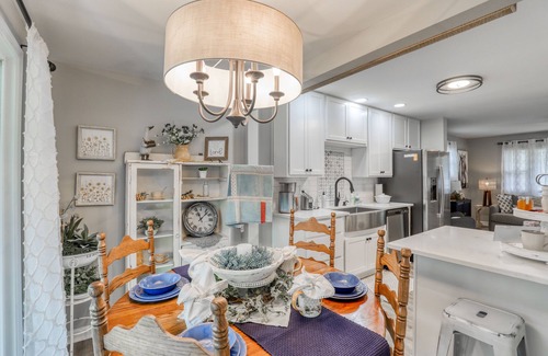 Front Royal Cottage | Riverfront! Shenandoah River! Sleeps 4! New Hot Tub