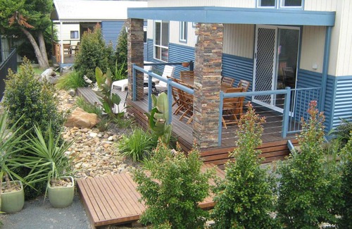 Corowa Hotel | Rivergum Holiday Park