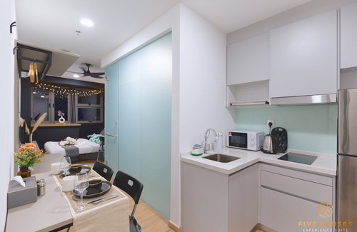 Brickfields Apartment | Riveria Premium Kuala Lumpur, Roam