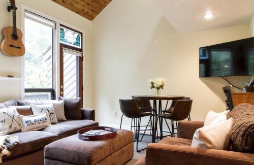 Deming House | Rivers Edge at Snowater