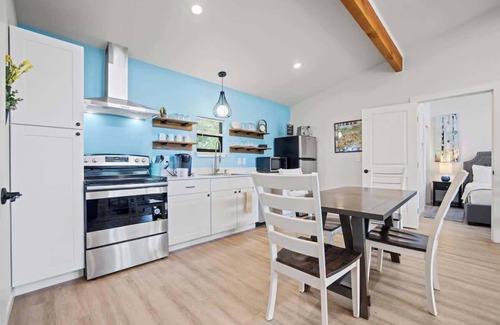 Fredericksburg Cottage | Rivers Edge Cottages With Hot Tub