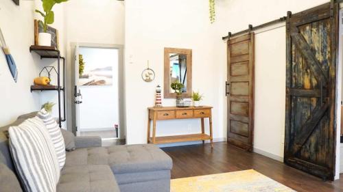 Niles Hotel | Rivers Edge Lofts - Unit 4