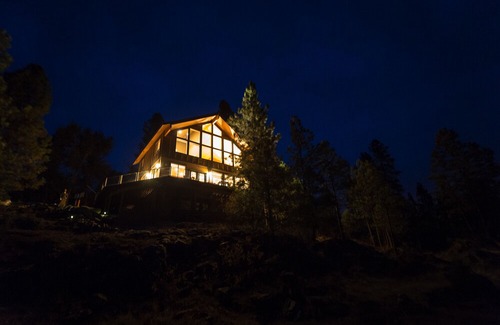 Northport Cabin | Riverside Custom Home - Black Bear Lodge