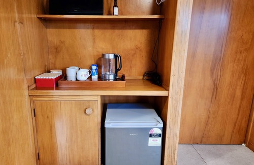 Claudelands Cottage | Riverside Hideout - Hamilton Downstairs Unit