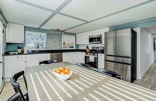 Braden River House | Riverside Oasis! Home w/Tiki Hut & Firepit