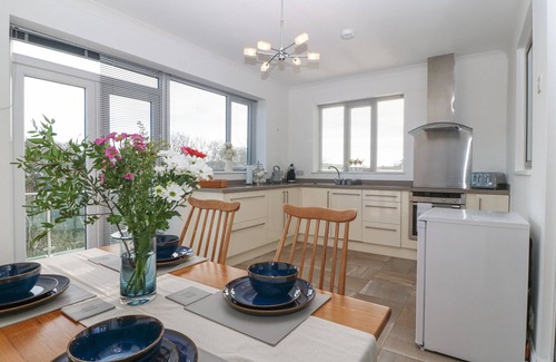 Cemaes Bay Cottage | RIVERVIEW APARTMENT, family friendly in Cemaes Bay