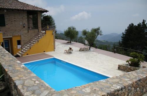 Magliolo Villa | Rivierarent Villa Pina