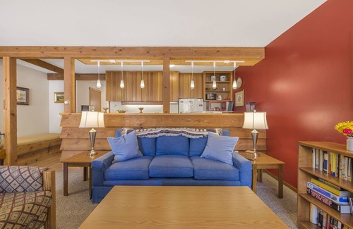 Moose Wilson Road Condo | RMR: Juniper 112 Condo in The Aspens/Wilson,WY