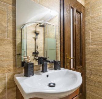 Moeciu de Sus House | Road's End Moieciu De Sus