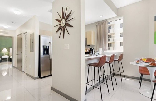 Brickell House | Roami at Habitat Brickell | Pool + Balcony | 1 Bed