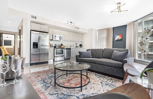 Brickell House | Roami at Habitat Brickell | Pool + Gym | 2 Bedroom