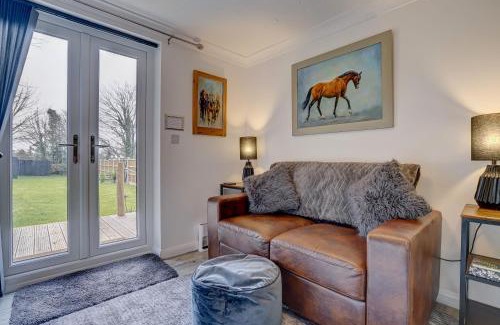 Irstead House | Robins Rest by Winterton Cottages