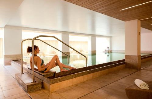 Zuers Hotel | ROBINSON ALPENROSE Zürs