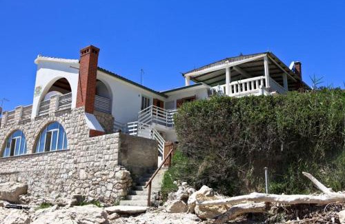 Zarace Apartment | Robinson Elizabeta