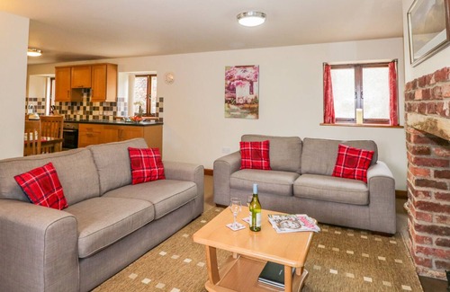 Wigton Cottage | ROBYN COTTAGE, family friendly, character holiday cottage in Wigton