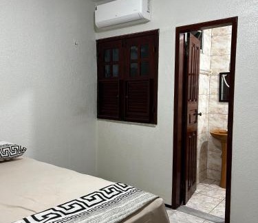 Vicosa do Ceara House | Rochas - Suíte no Centro de Viçosa do Ceará