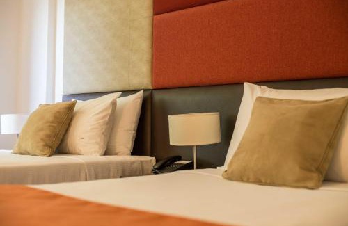 Macrozona Bahia Redonda y Primeros Faldeos Hotel | Rochester Calafate