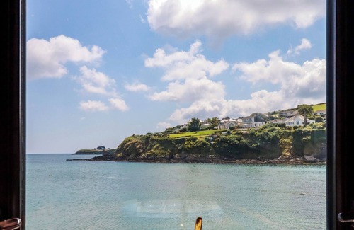 Portmellon Cottage | ROCK COTTAGE, pet friendly, country holiday cottage in Mevagissey
