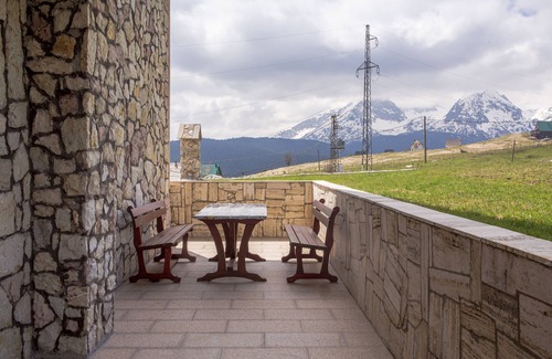 Zabljak Apartment | Rocky Mountain Triple Room