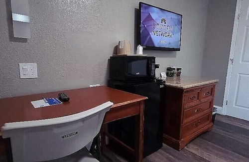 Chico Hotel | Rodeway Inn Chico University Area