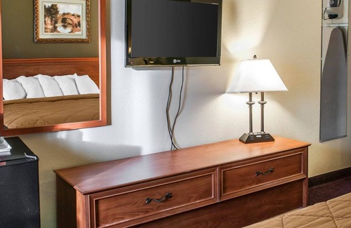 Espanola Hotel | Rodeway Inn Española