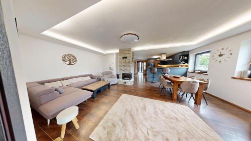 Stare Splavy Villa | RODINNÁ VILA - STARÉ SPLAVY, Máchovo jezero