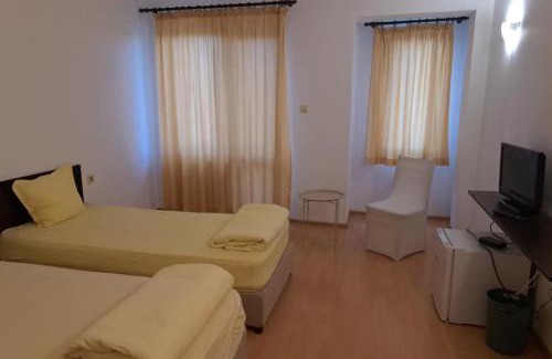 Lyaskovo Hotel | Rodopska Kushta