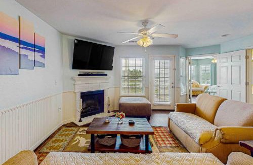 Kimberling City Apartment | Rolling Acres