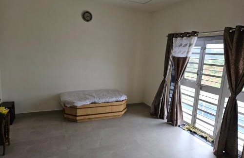 Trimbak Villa | Rolling Hills