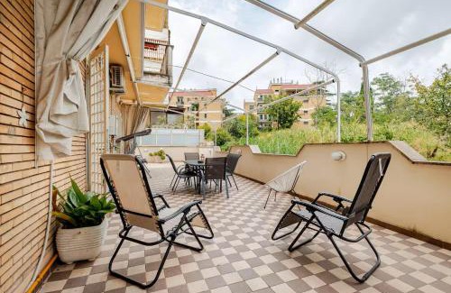 Quartiere XIII Aurelio Apartment | Roma IDI Gemelli - The Teddy Bear Rock House