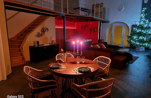 Heming Apartment | Romantic and Well-Being Loft with Spa, Sauna, Tantra Armchair.