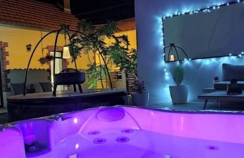 Nantes Erdre House | Romantic gite with private spa Nantes Beaujoire