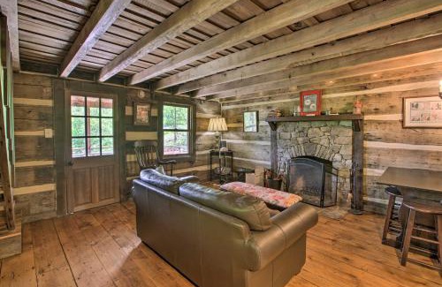 Faber House | Romantic Log Cabin Escape on Delfosse Winery!
