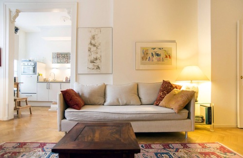 Museum Quarter Apartment | Romantic, luxurious, situated near the cultural highlights of Amsterdam