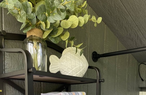 South Butler Cabin | Romantic Pond side Cottage Close to Fair Haven Beach
