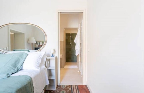 Ferrara Historic Centre Apartment | ROMANTIC ROOM WITH GARDEN VIEW