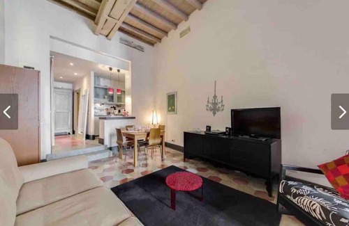 Roman Ghetto Apartment | Rome’s heart open space