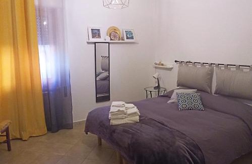 Campoleone Apartment | Rome vacation by train
