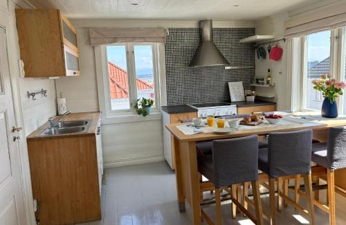 Stavanger Apartment | Romslig leilighet i sentrum med egen takterrasse