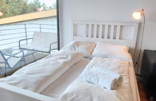 Langenau Apartment | Rooftop Apartments - Modernes Studioapartment für 3 Personen