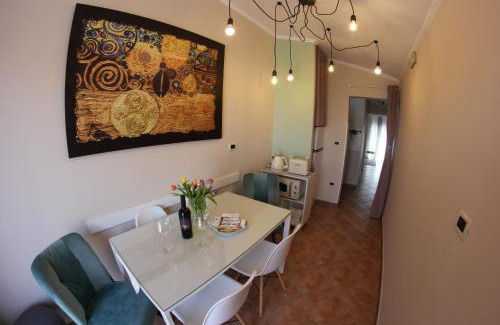 Lovrecica House | Room and Apartment Doris