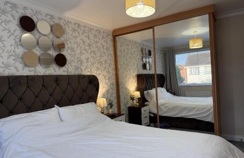 Newtownabbey House | Room at quiet location close to Belfast