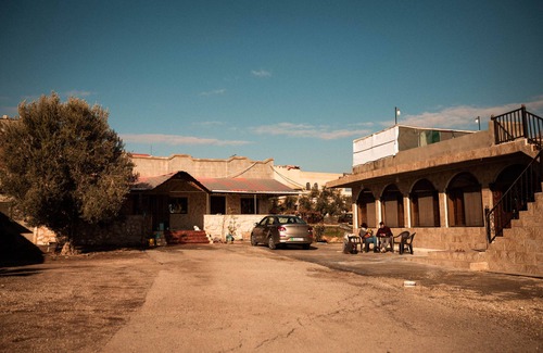 Karak Governorate Bed & Breakfast | Room , cultural experience and great landscapes