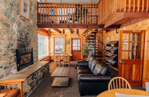 Upper Village Condo | Room, Double Bed, 3 Bunks, Shared Bathroom