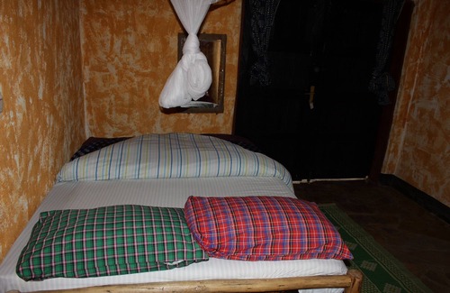 Nyakinama House | Room in B&B - Red Rocks Rwanda - Double Room With Shared Bathroom