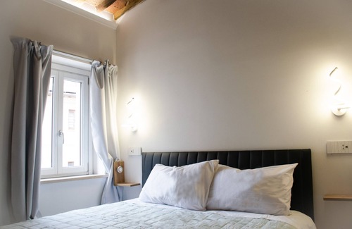 Morrona House | Room Rent Morrona