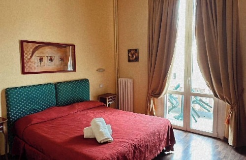Viareggio House | Room-viareggio Rooms Facing the sea