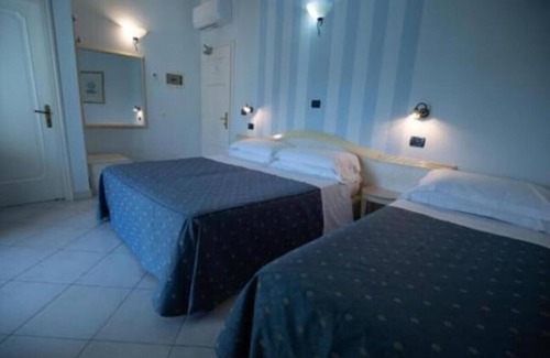 Viareggio House | Room-viareggio Rooms Facing the sea