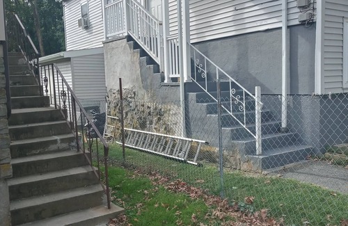 Southern Mattapan House | Rooms and apartment rentals in Boston ma.